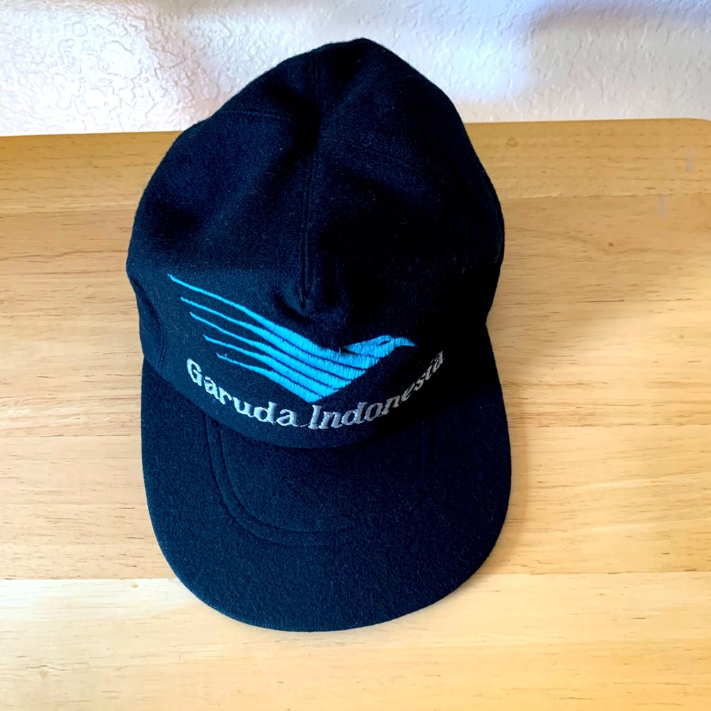 Garuda air hat